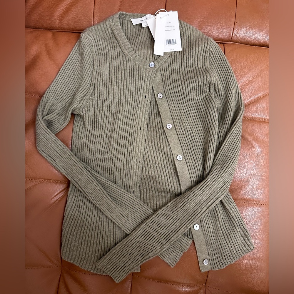 Luxurious and lightweight ribbed cashmere-silk cardigan by VINCE